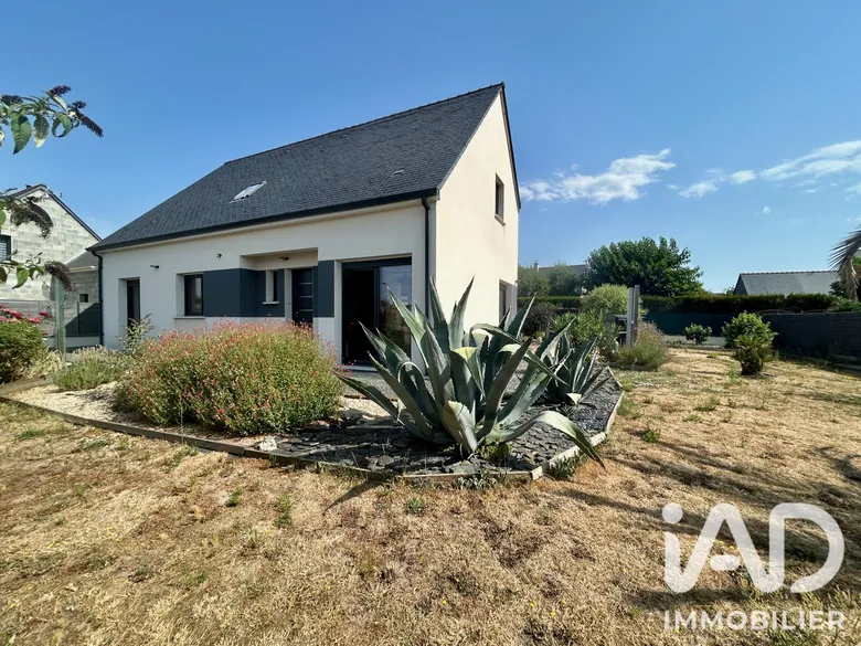 Maison 5 pièces 122 m² · à Villebernier · 122 m² · 299 000 €