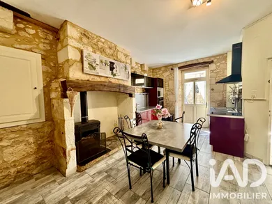 Appartement à Montignac-Lascaux (24290)