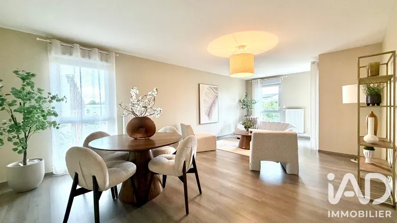 Appartement 3 pièces 102 m² · à Loos · 102 m² · 230 000 €