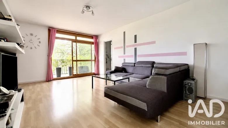 Appartement 5 pièces 93 m² · à Vélizy-Villacoublay · 93 m² · 389 000 €