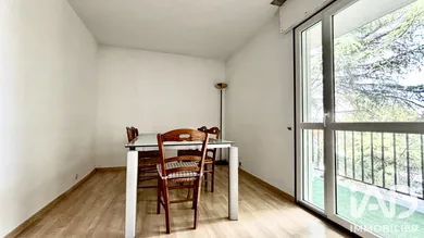 Apartment in Vélizy-Villacoublay (78140)