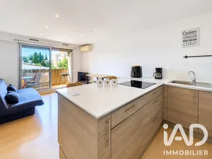 Apartment in Sanary-sur-Mer (83110)