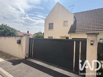 House in Troyes (10000)