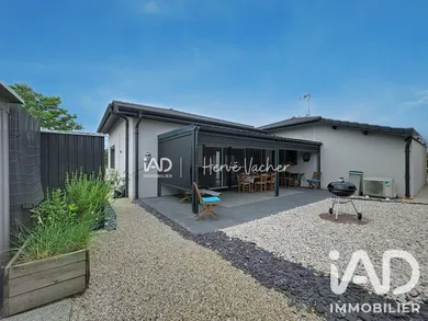 Traditional house in Replonges (01750)