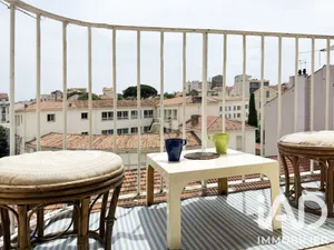 Studio à Toulon (83000)