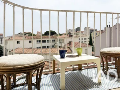 Studio à Toulon (83000)