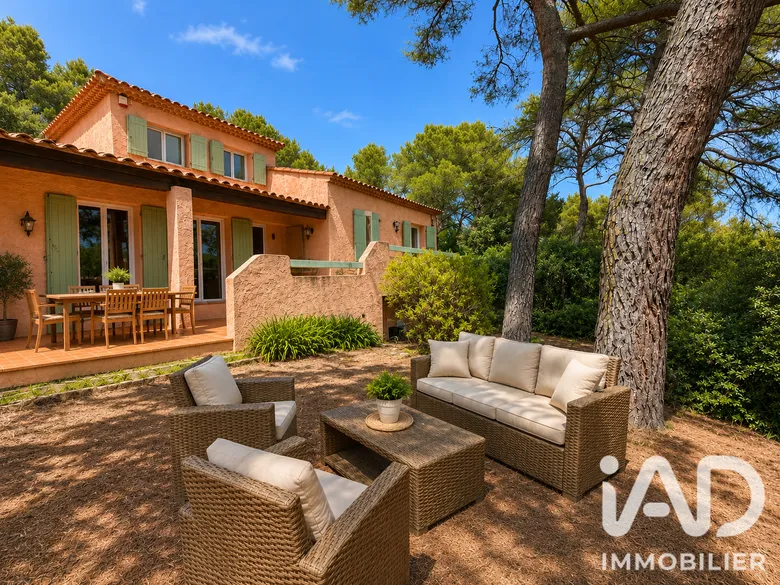 Maison 6 pièces 150 m² · à Six-Fours-les-Plages · 150 m² · 850 000 €
