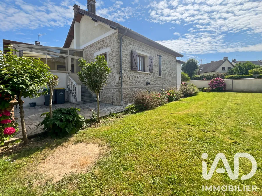 Maison à Brie-Comte-Robert (77170) photo 3