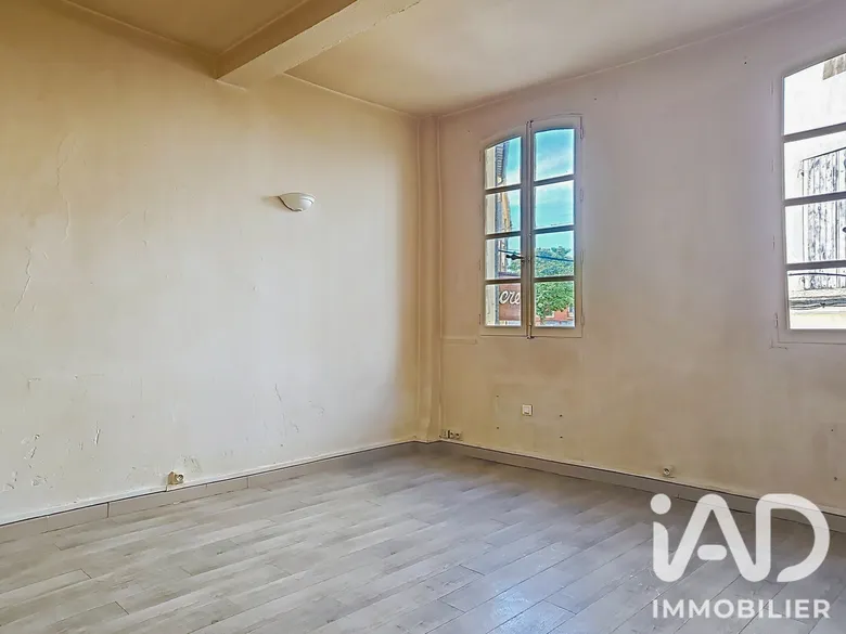 Appartement 1 pièce 38 m² · à Carpentras · 38 m² · 56 000 €