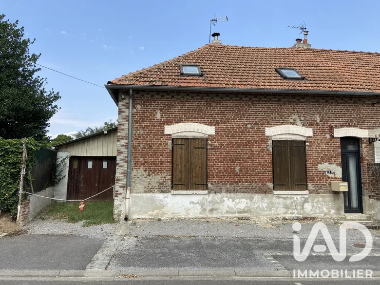 Maison 5 pièces 102 m² · à Clastres · 102 m² · 86 000 €
