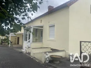 Maison à Lignerolles (03410)