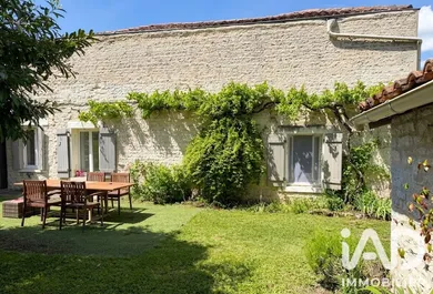 Maison de campagne à Ambérac (16140)