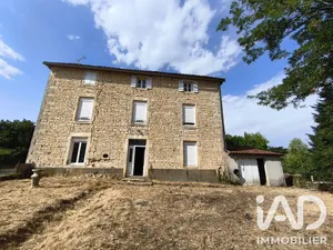 Maison de campagne à Sepvret (79120)