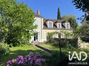 Maison traditionnelle à La Ferté-Alais (91590)