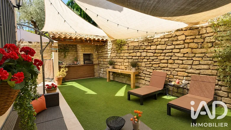 Maison 6 pièces 200 m² · à Caromb · 200 m² · 385 000 €