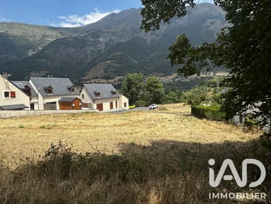 Terrain à bâtir à Sazos (65120)