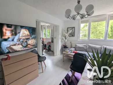 Apartment in Saint-Étienne (42100)