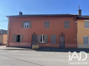 Building in Sermoyer (01190)