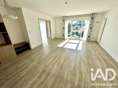 Appartement à Saint-Cyr-en-Val (45590)