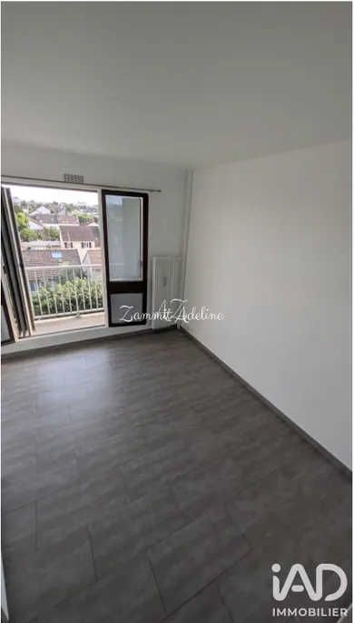 Appartement à Le Blanc-Mesnil (93150)