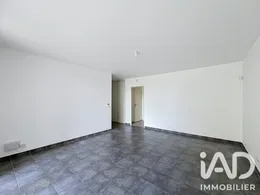 Apartment in Bordeaux (33300)