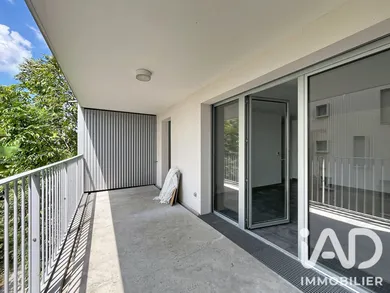 Appartement à Bordeaux (33300)