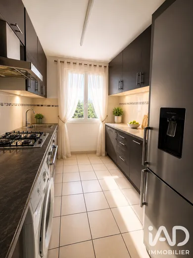 Apartment in Bordeaux (33200)