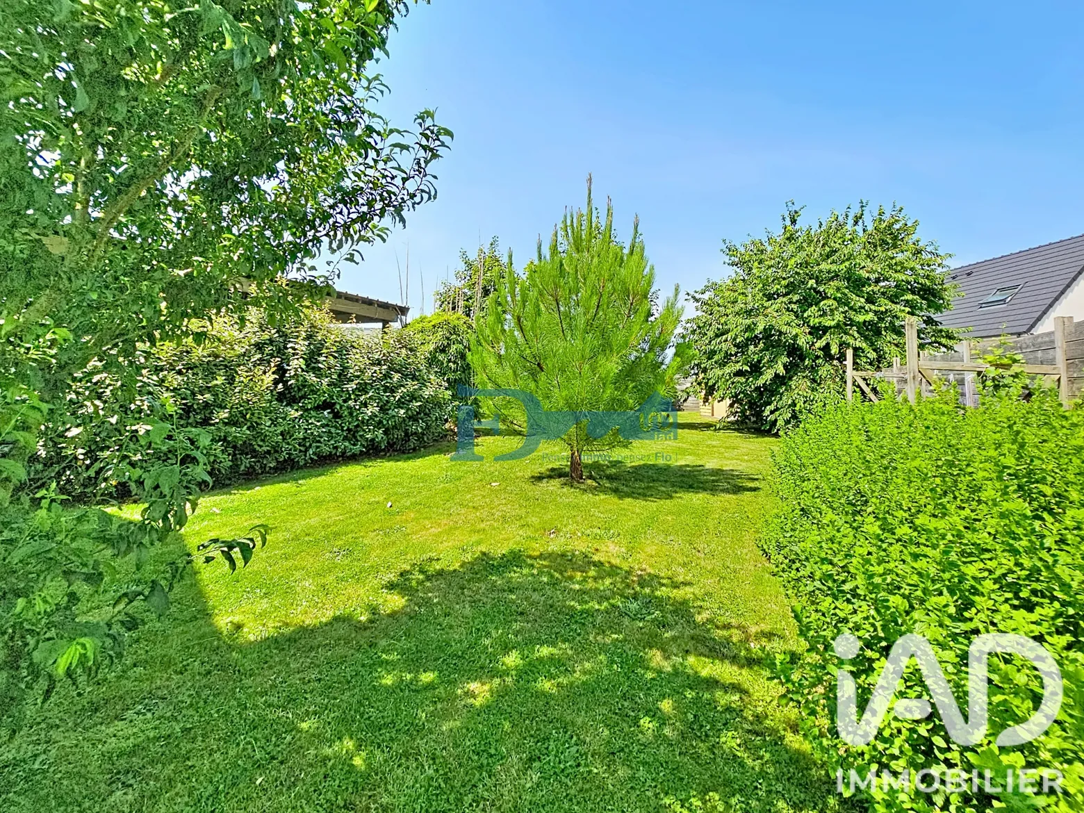 Vente immeuble 260 m² à Friville-Escarbotin (80130) - 2075755 — 2