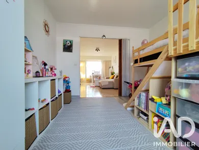 Appartement à Saint-Jean-de-la-Ruelle (45140)