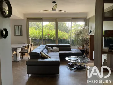 Apartment in Aix-en-Provence (13100)