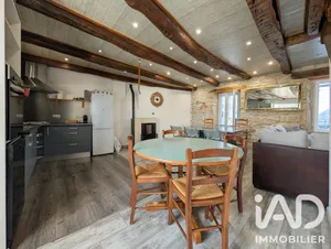 Duplex in Laissac (12310)