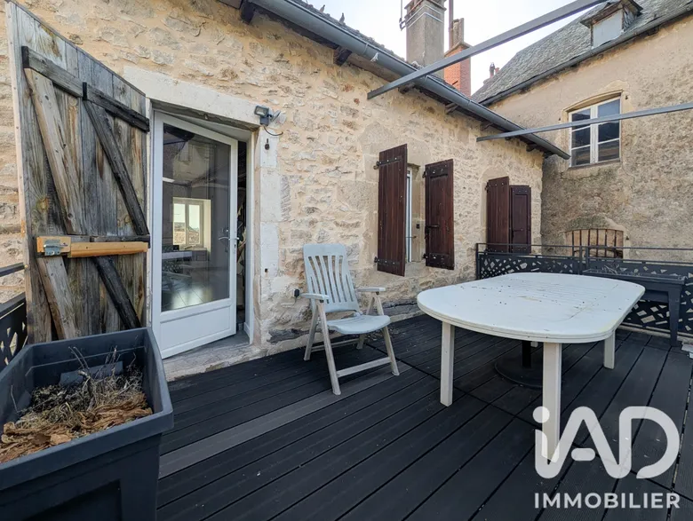 Appartement 5 pièces 116 m² · à Laissac · 116 m² · 154 000 €
