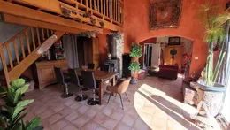 House in Maubec (84660)