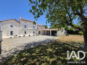 Maison de campagne à Dienné (86410)