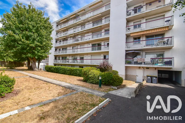 Appartement 2 pièces 56 m² · à Livry-Gargan · 55,5 m² · 189 000 €