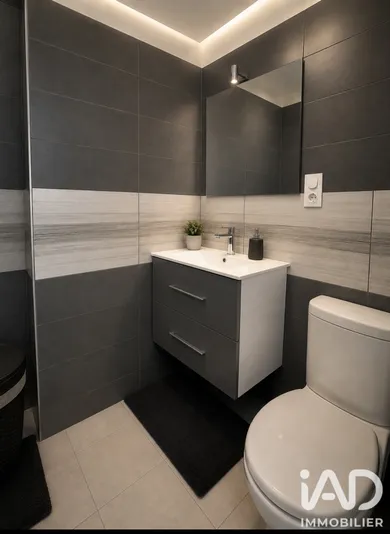 Apartment in Sanary-sur-Mer (83110)