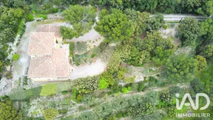 House in Vacqueyras (84190)