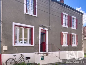 Maison de village à Arcy-sur-Cure (89270)
