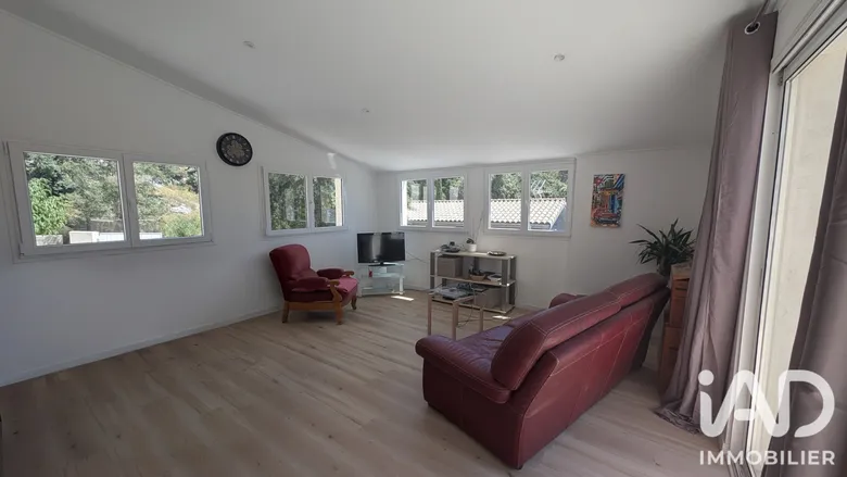 Maison 4 pièces 83 m² · à Cabrières · 83 m² · 250 000 €