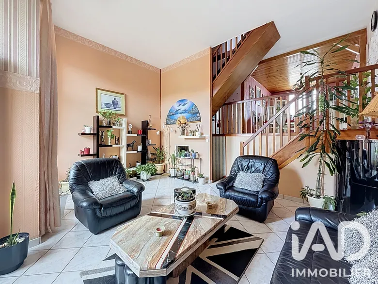 Maison 5 pièces 115 m² · à Moissy-Cramayel · 115 m² · 259 500 €