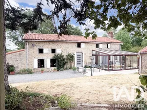 Maison de campagne à Vernoux-en-Gâtine (79240)