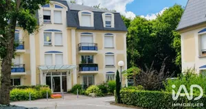Apartment in Petit-Couronne (76650)