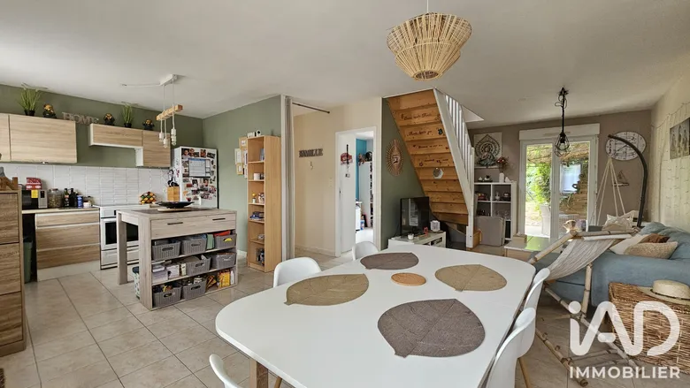 Maison 6 pièces 120 m² · à Chasné-sur-Illet · 120 m² · 287 000 €