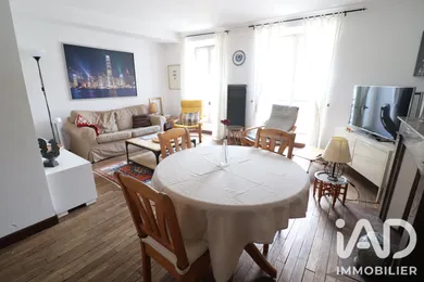 Duplex à Fontainebleau (77300)