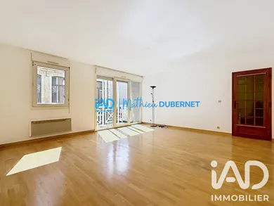 Apartment in Lille (59800)