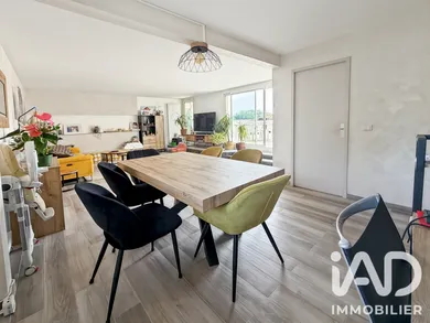 Appartement à Champs-sur-Marne (77420)