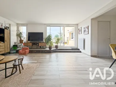 Appartement à Champs-sur-Marne (77420)
