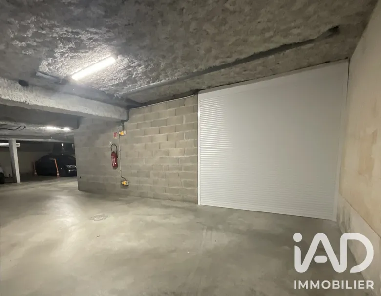 Parking 26 m² · à Palavas-les-Flots · 25,5 m² · 60 000 €