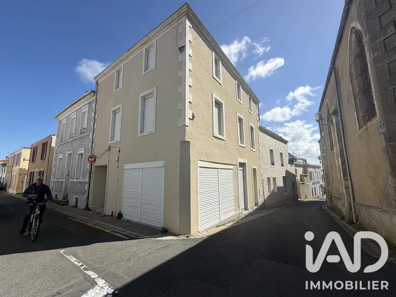 Maison 7 pièces 134 m² · à Les Sables-d'Olonne · 134 m² · 430 000 €