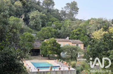 Park home in Cuges-les-Pins (13780)